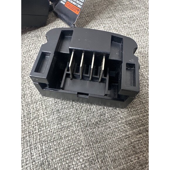 Genuine Black+Decker LCS1620 16V/20V Max Lithium Battery Charger - Picture 3 of 4